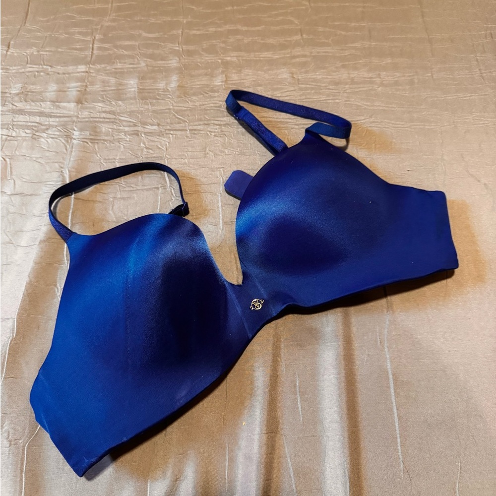 Victoria's Secret Wireless Satin Bra in Royal Blue